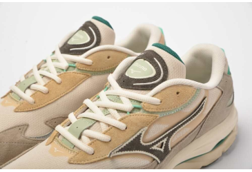 MIZUNO WAVE RIDER ? / Summer Sand/Beluga/Vintage Khaki