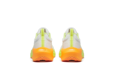 dámská obuv saucony S18215-100 SURGE white/peel